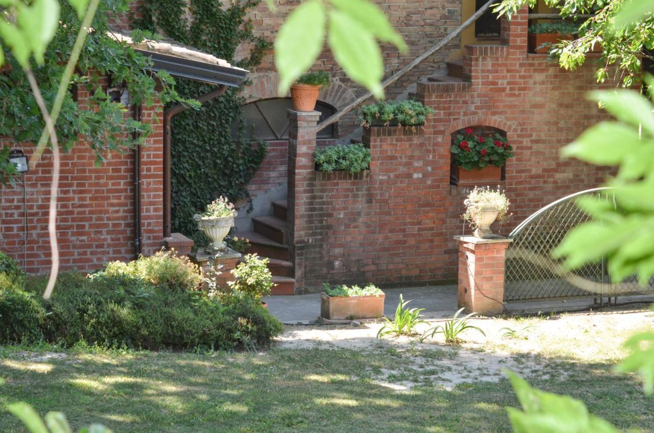 Podere Sant'Angelo Vernasca Exterior foto